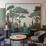 Central Hotel Paris