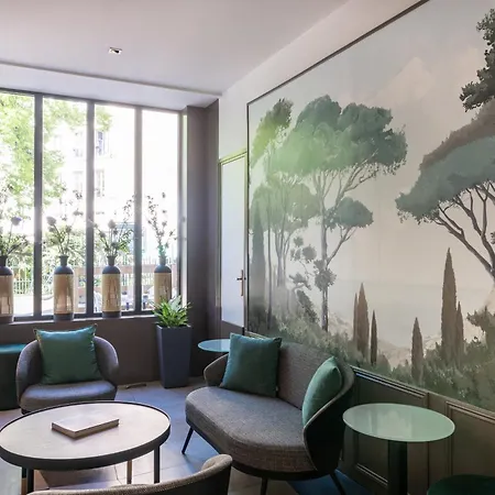 Central Hotel Paris 3*