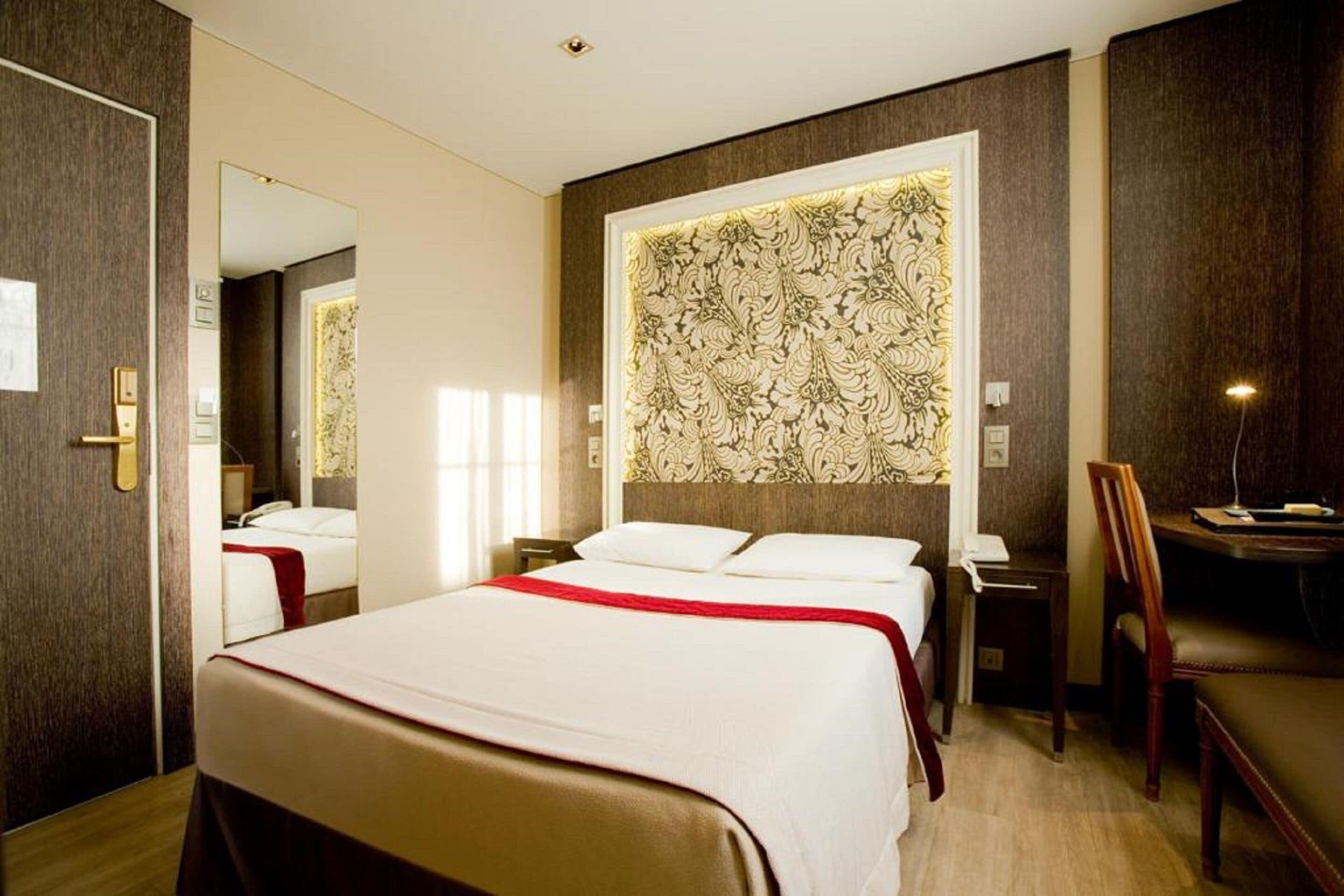 Central Hotel Paris Hotel Parigi